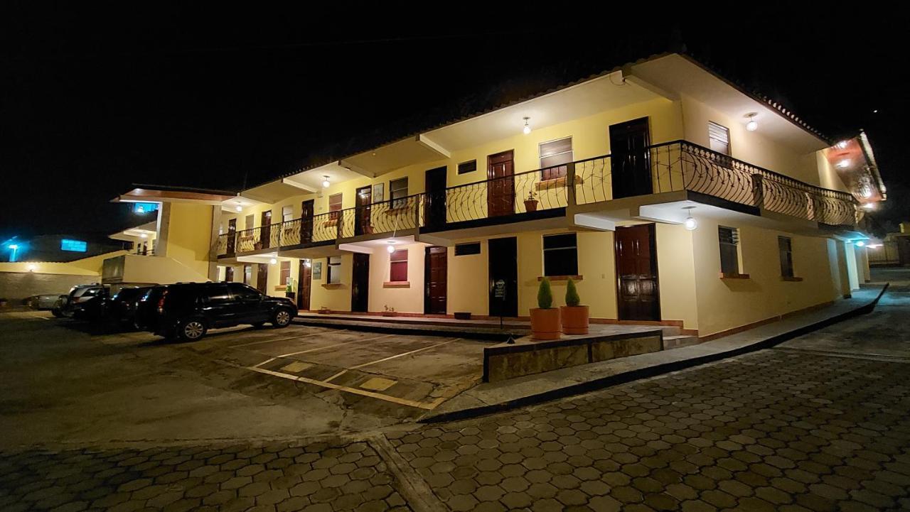 Hotel Y Restaurante Villa Esmeralda Quetzaltenango Exterior photo