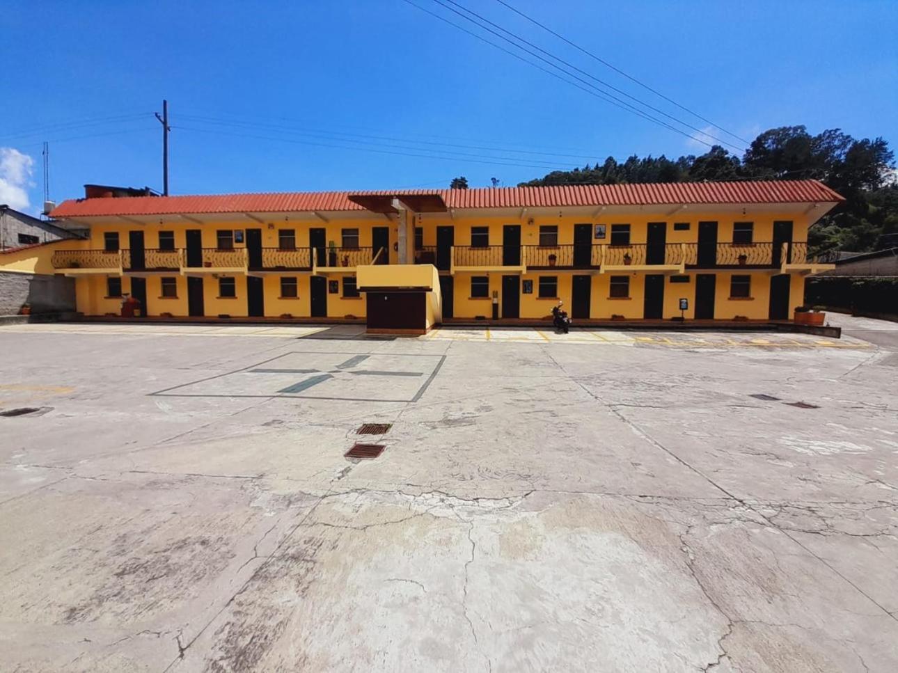 Hotel Y Restaurante Villa Esmeralda Quetzaltenango Exterior photo